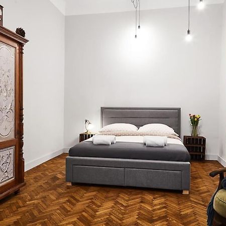 Househost Apartment: Jozefa Dietla 73/7 克拉科夫 外观 照片