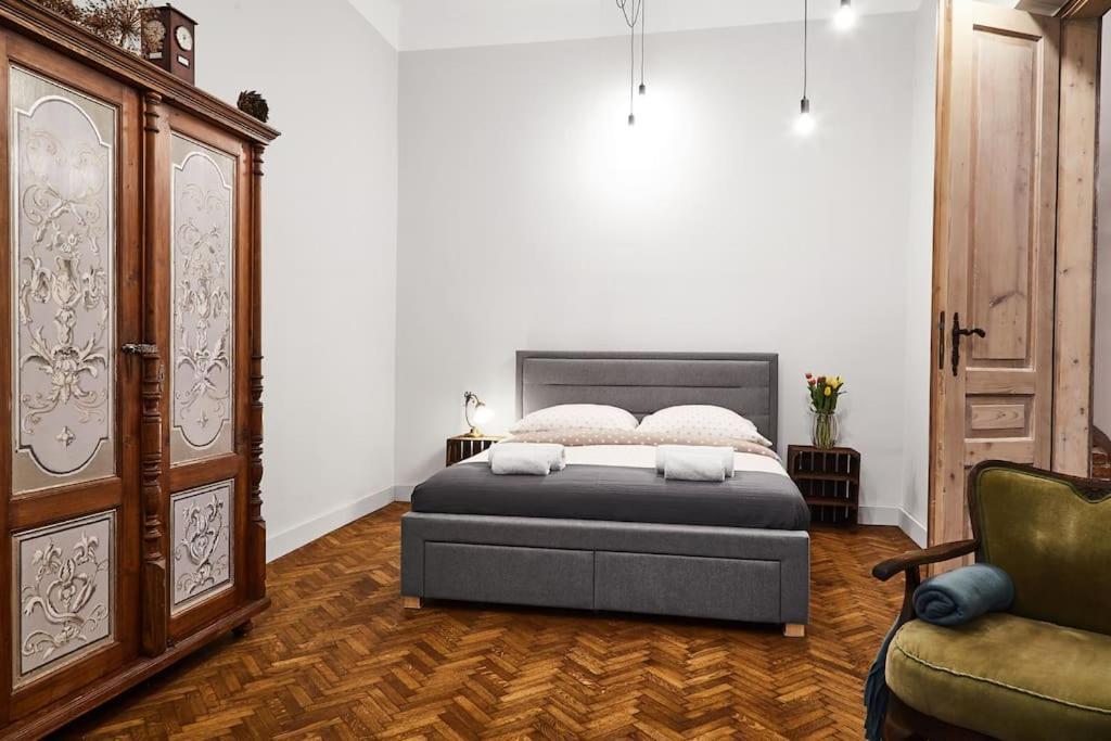 Househost Apartment: Jozefa Dietla 73/7 克拉科夫 外观 照片